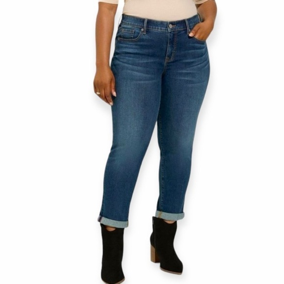 Torrid 20 NWT Boyfriend Straight Jeans Mid Rise Womens Stretch New With Tags - Picture 1 of 16